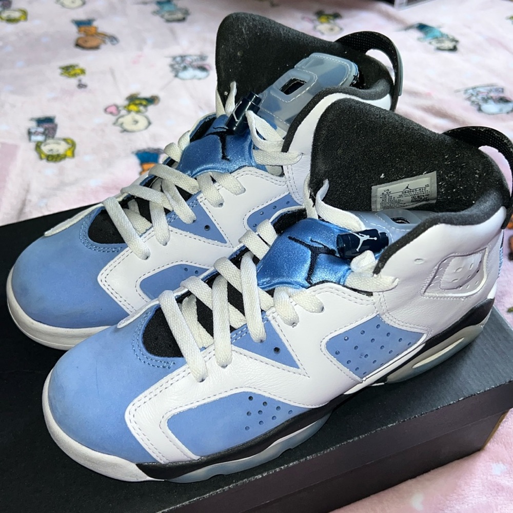 Jordan 6 "UNC White"